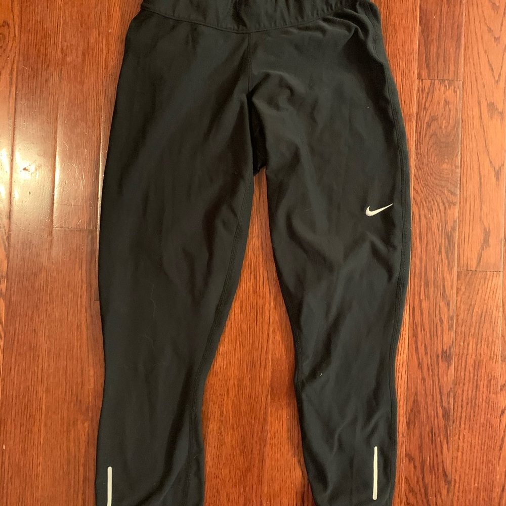 Nike crop leggings!